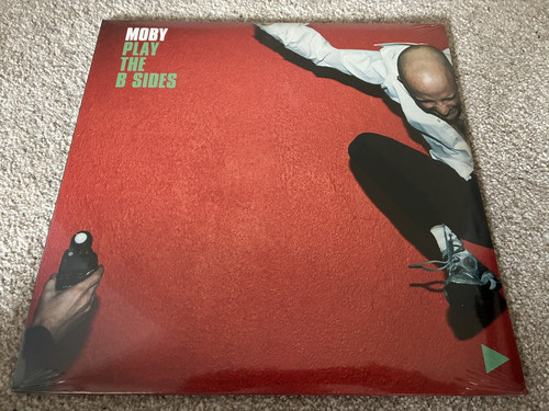 Moby play the b sides - moby,