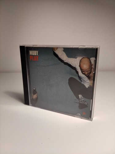Moby play cd - play,