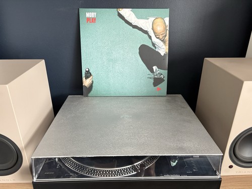 Moby play eur 2022 reissue - eur,