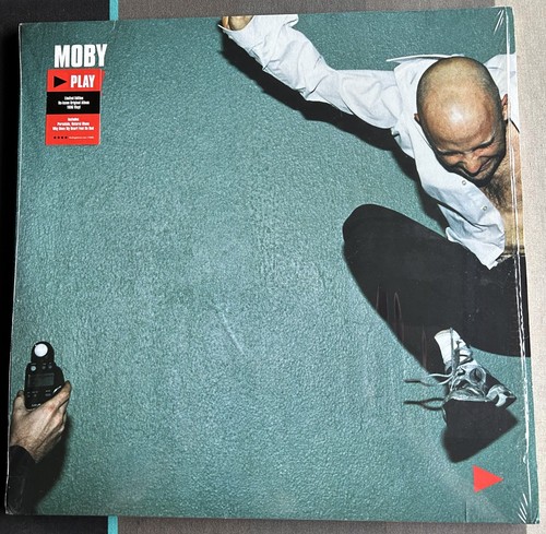 Moby play 2016 - , mute